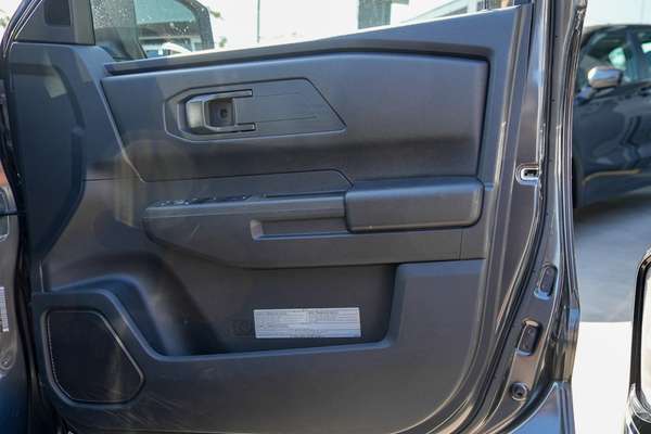 2025 Mitsubishi Triton GLX+ MV 4X4 thumb-16