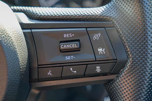2025 Mitsubishi Triton GLX+ MV 4X4 thumb-14