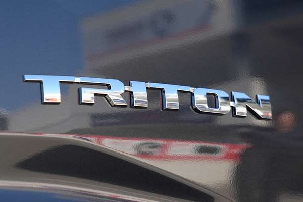 2025 Mitsubishi Triton GLX+ MV 4X4 thumb-20