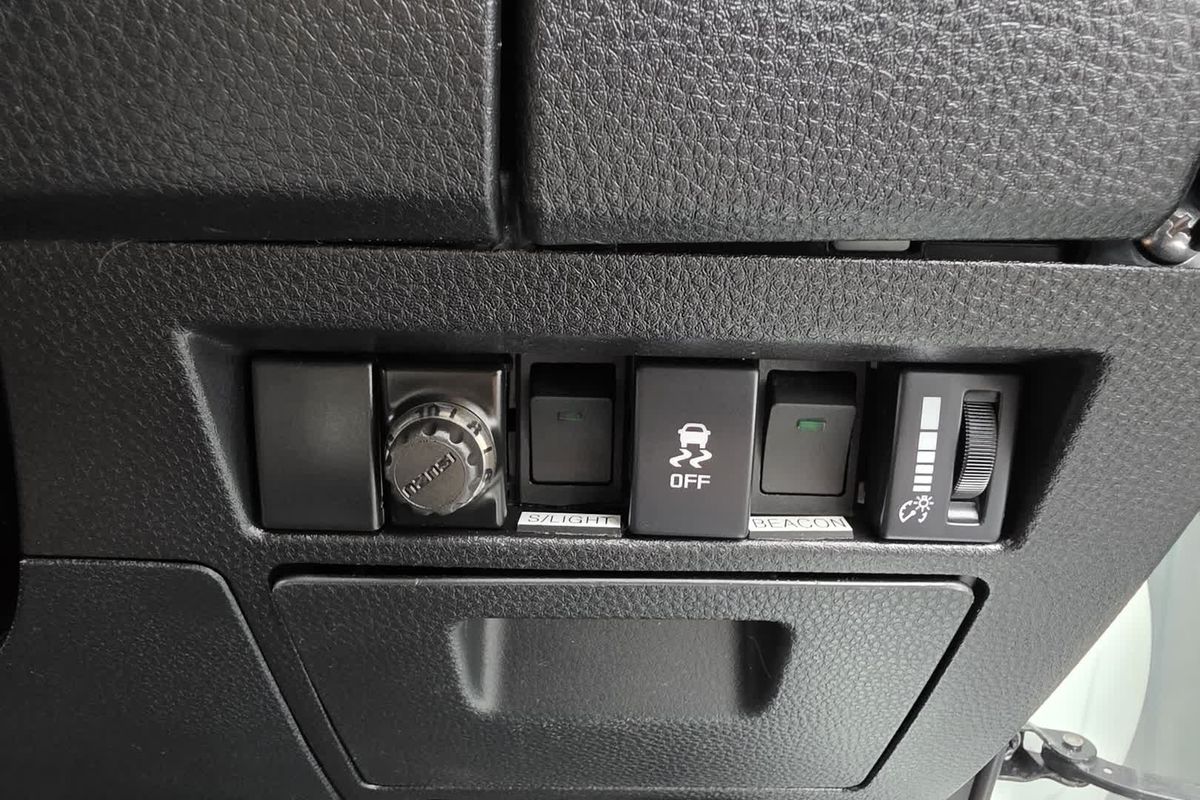 2021 Isuzu D-MAX SX 4X4