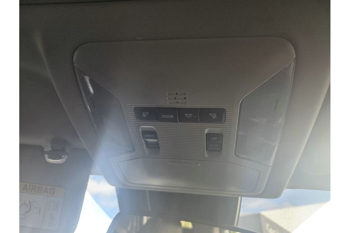 2021 Toyota RAV4 Cruiser AXAH52R image 25
