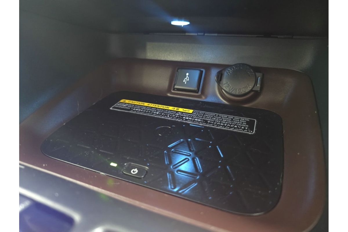 2021 Toyota RAV4 Cruiser AXAH52R image 26