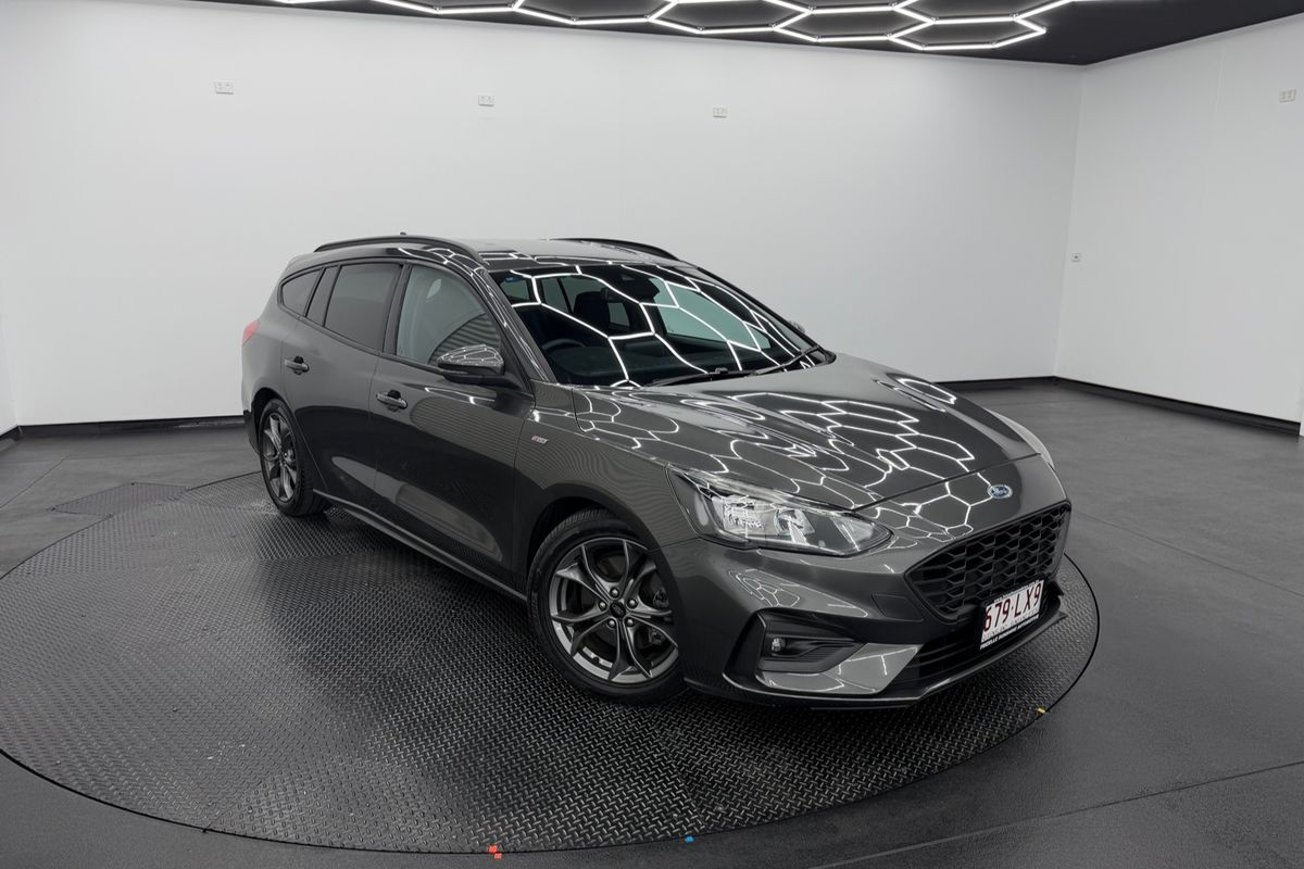 2018 Ford Focus ST-Line SA