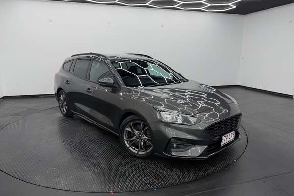 2018 Ford Focus ST-Line SA