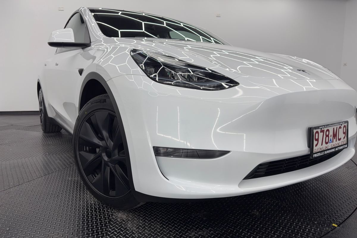 2025 Tesla Model Y Long Range