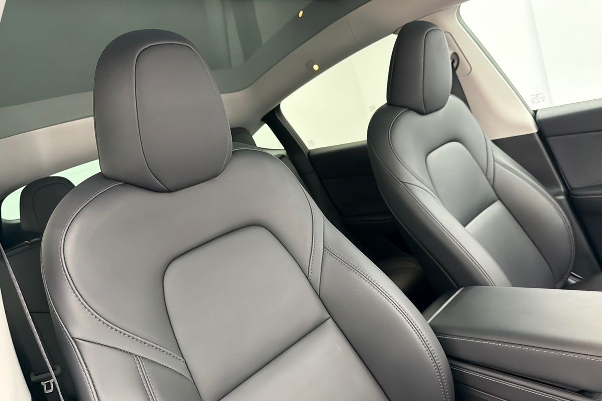 2025 Tesla Model Y Long Range