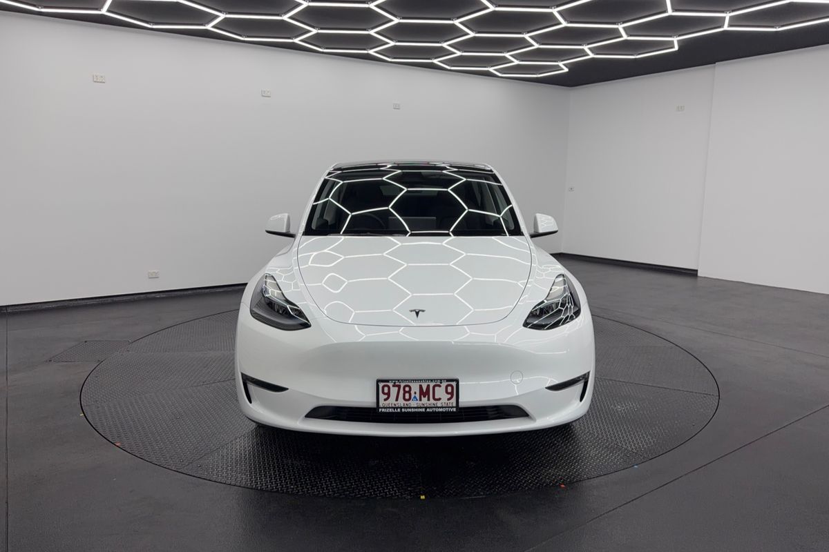 2025 Tesla Model Y Long Range
