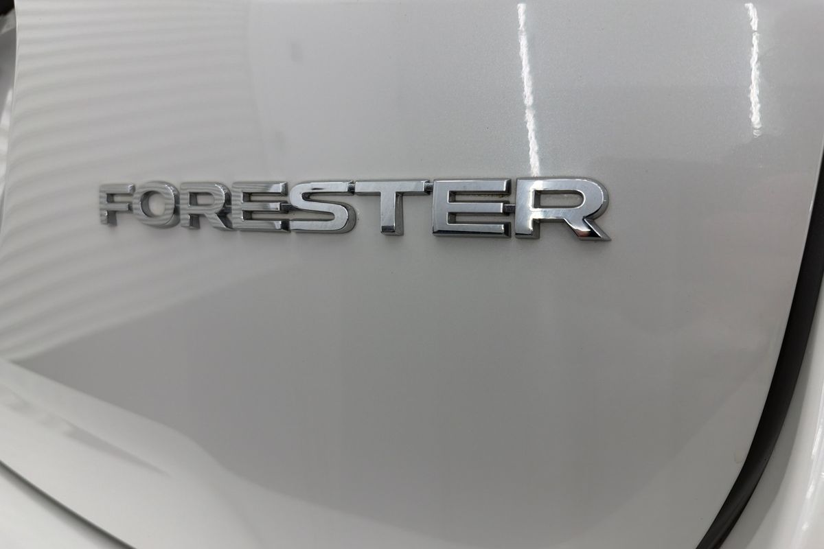 2020 Subaru Forester 2.5i-S S5