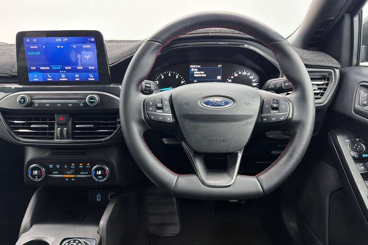 2018 Ford Focus ST-Line SA