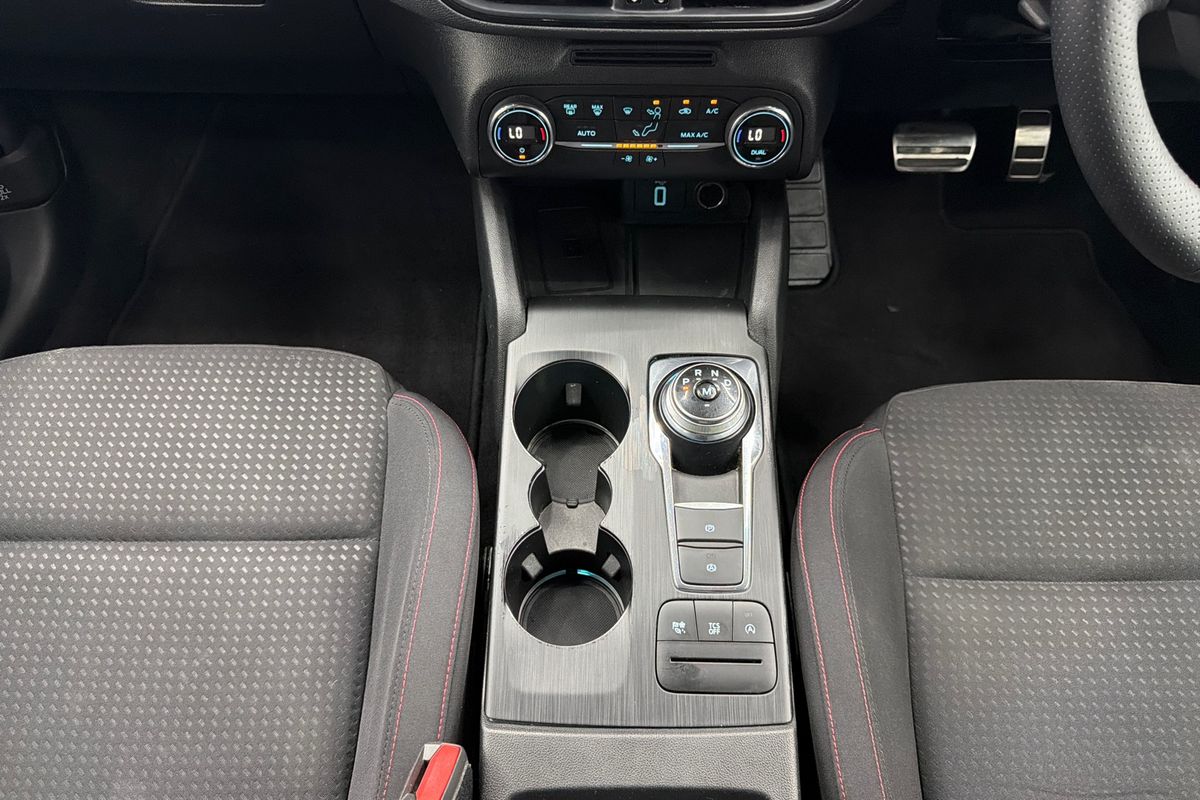 2018 Ford Focus ST-Line SA