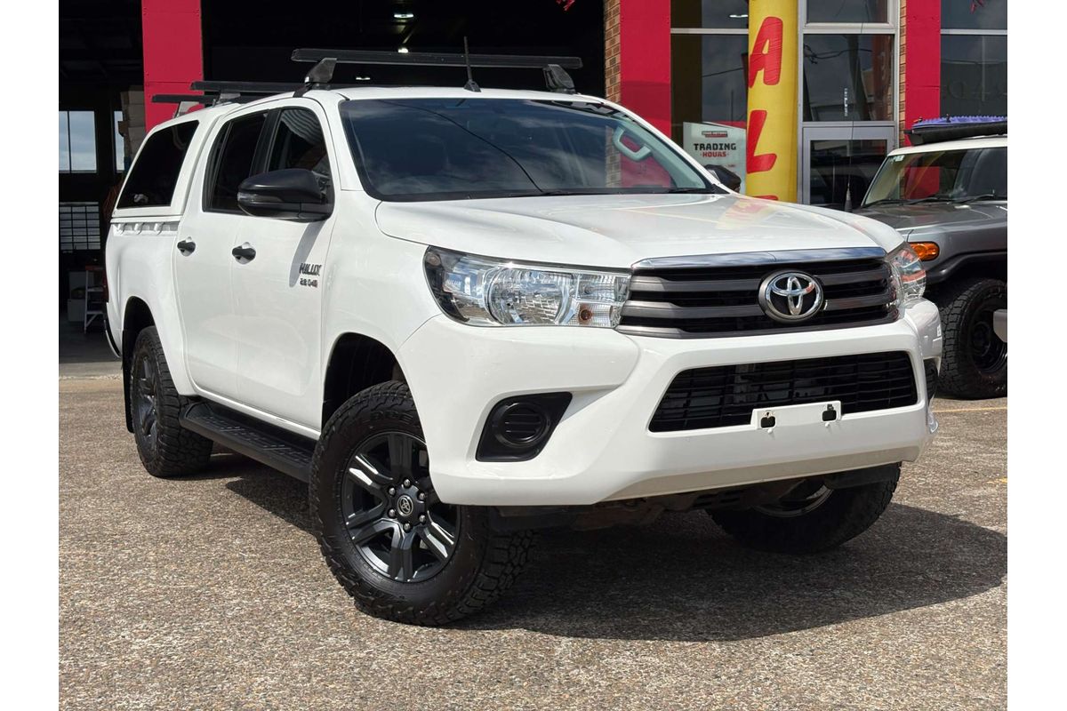 2017 Toyota Hilux SR GUN126R 4X4