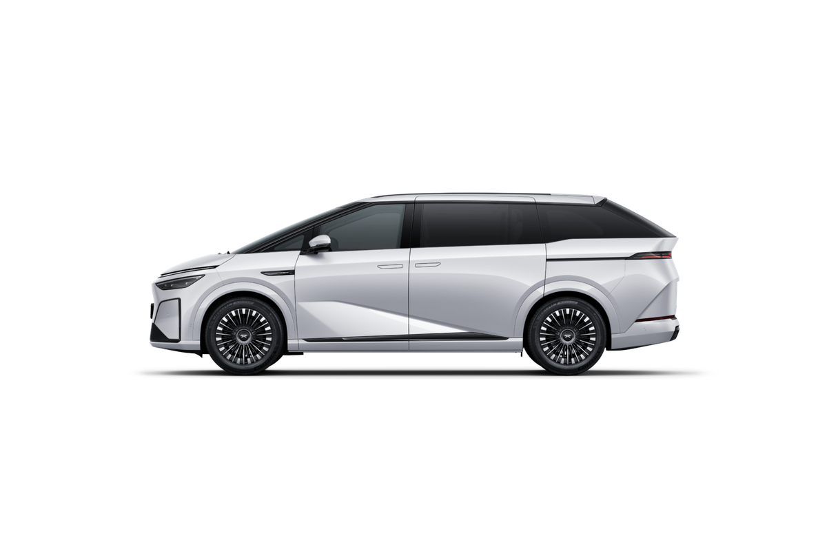 2026 XPENG X9 Standard Range
