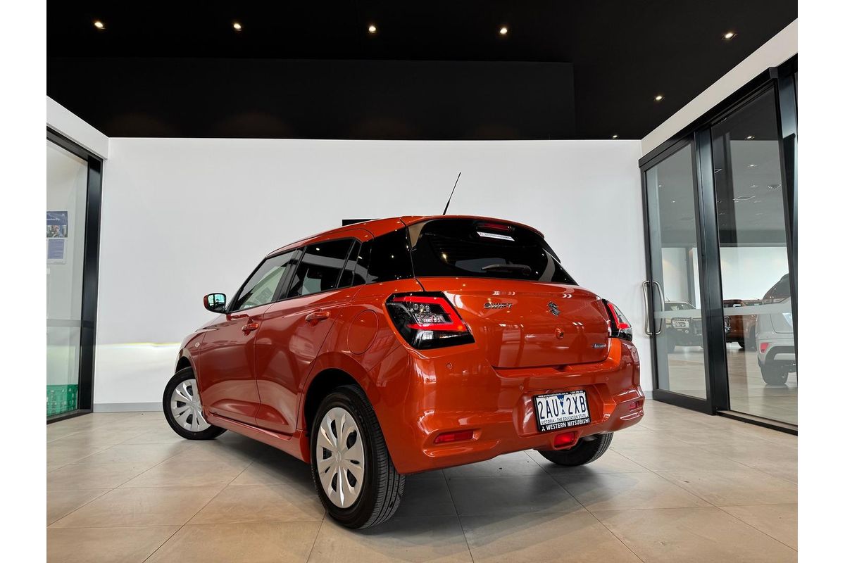2024 Suzuki Swift Hybrid UZ