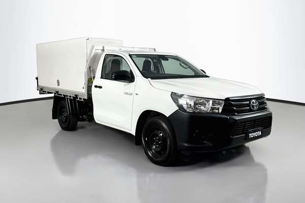 2025 Toyota Hilux 4x2 2.7L Pet S/C/C 6AT WorkMate