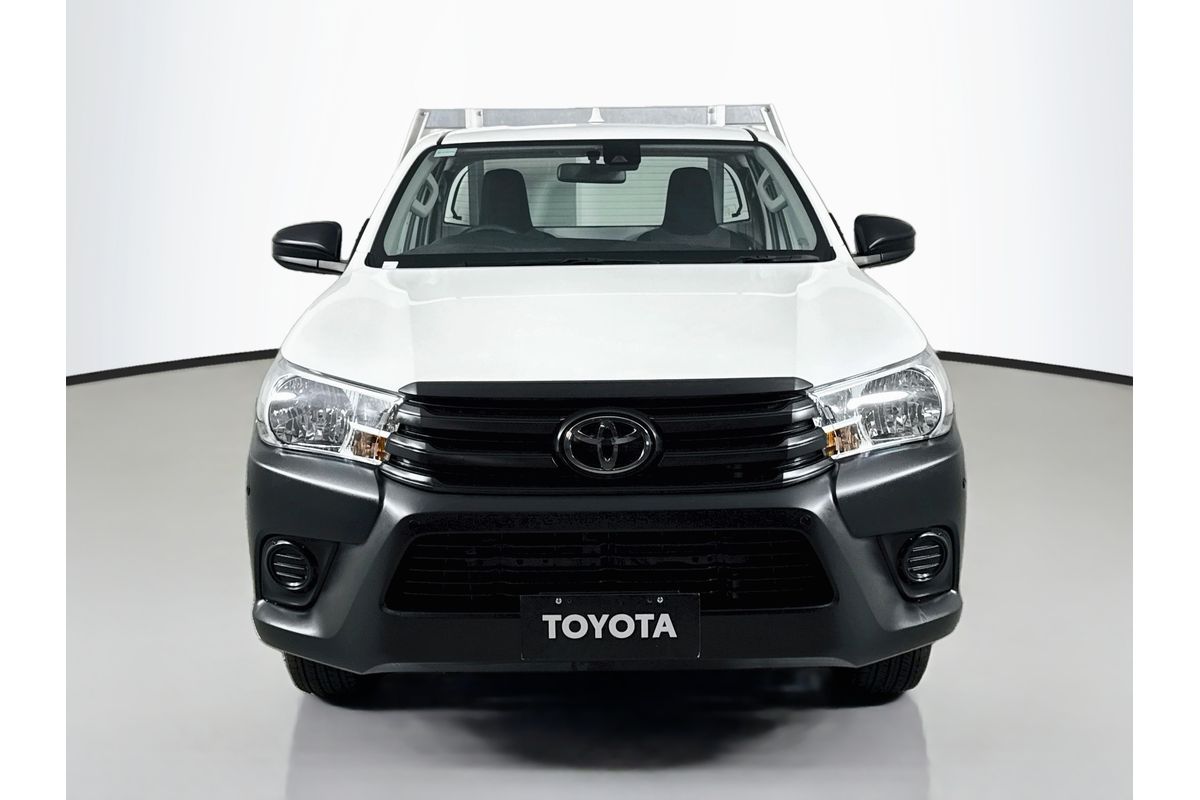 2025 Toyota Hilux 4x2 2.7L Pet S/C/C 6AT WorkMate