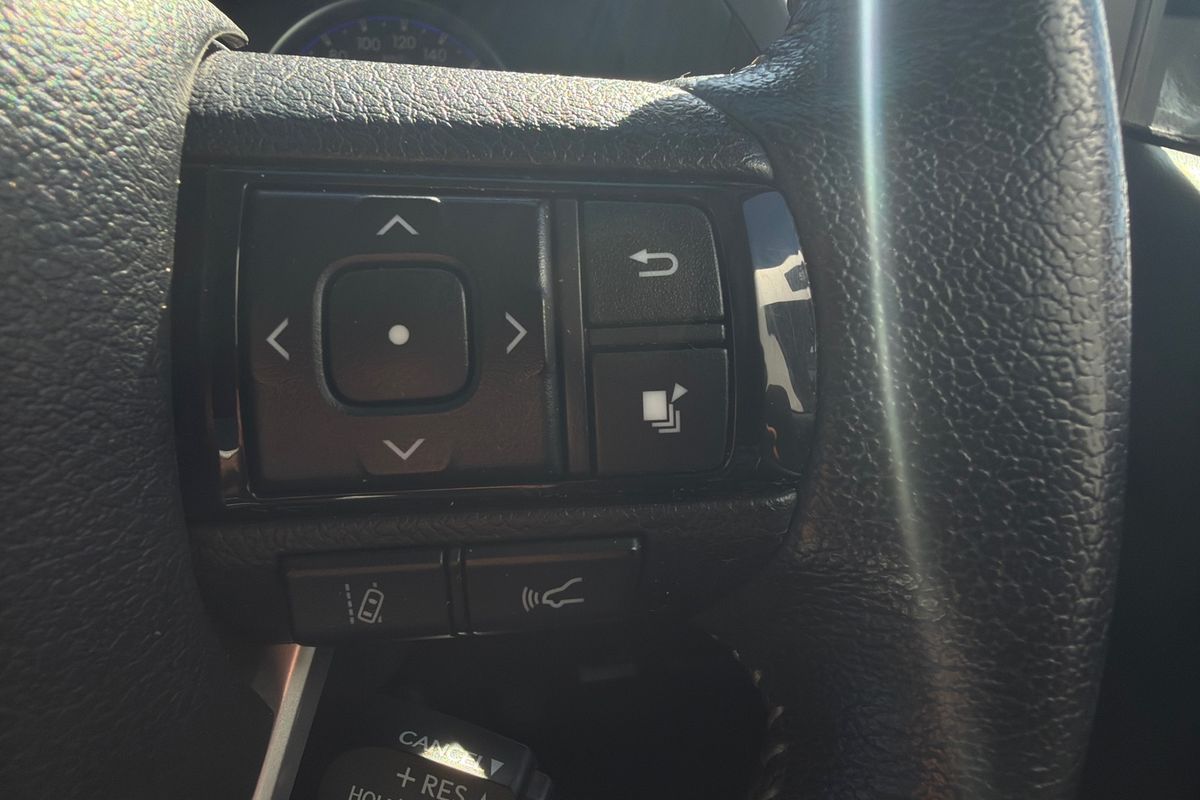 2020 Toyota Hilux SR5 GUN126R 4X4