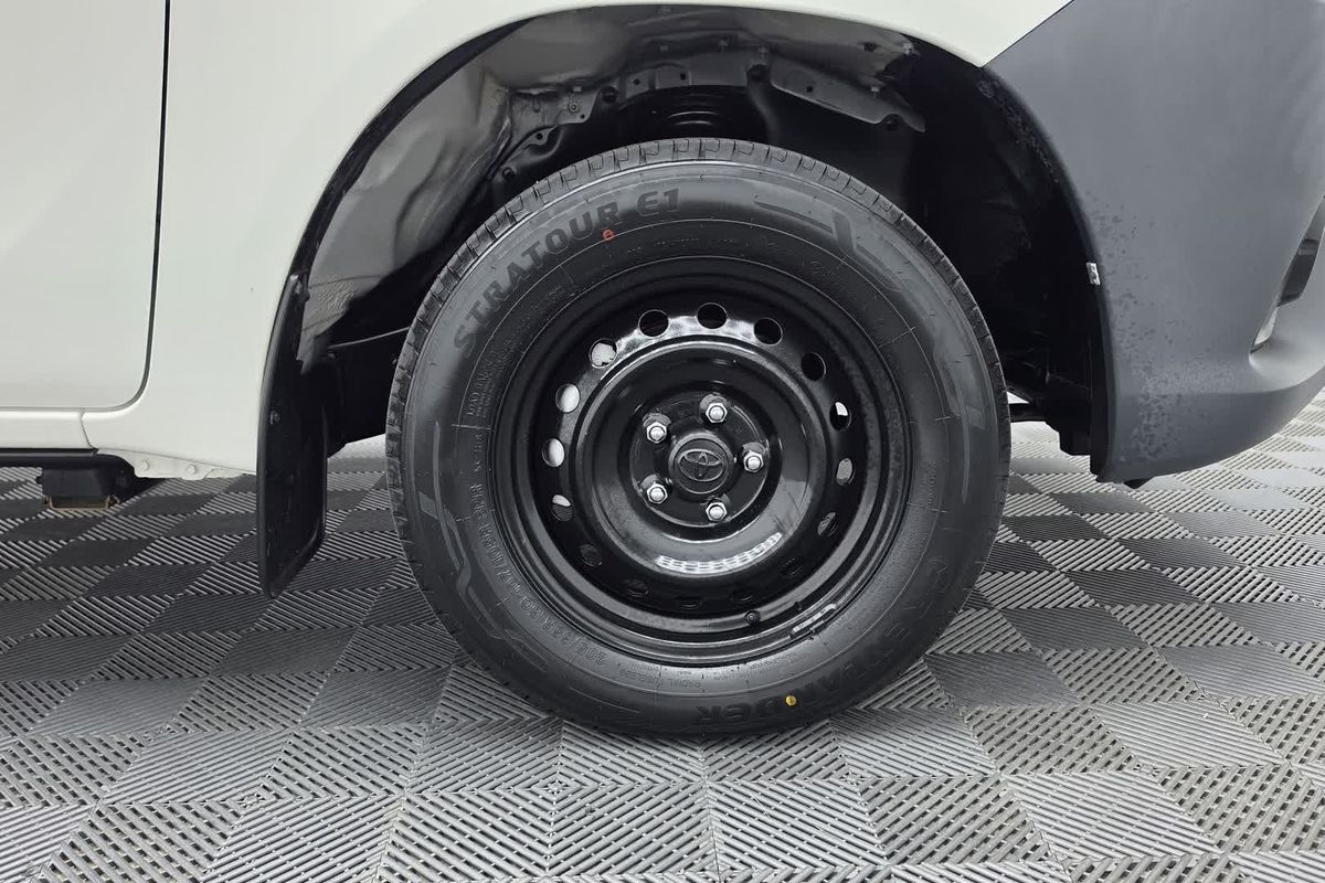 2022 Toyota Hilux Workmate TGN121R Rear Wheel Drive