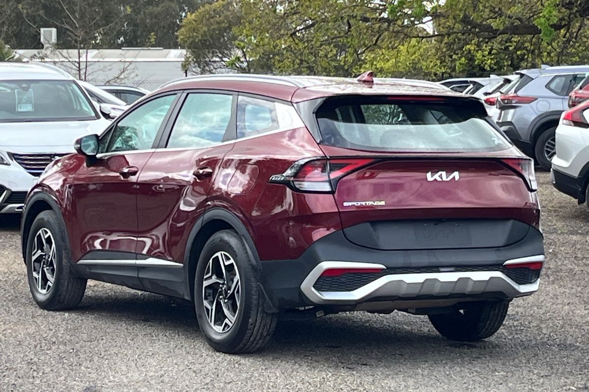 2024 Kia Sportage S NQ5