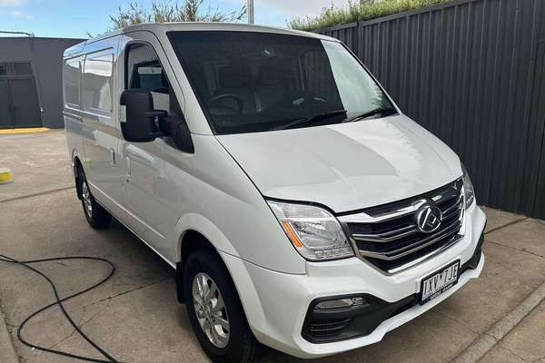2023 LDV V80 LWB Mid Roof