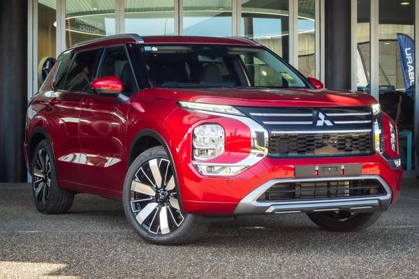 2026 Mitsubishi Outlander Exceed ZM