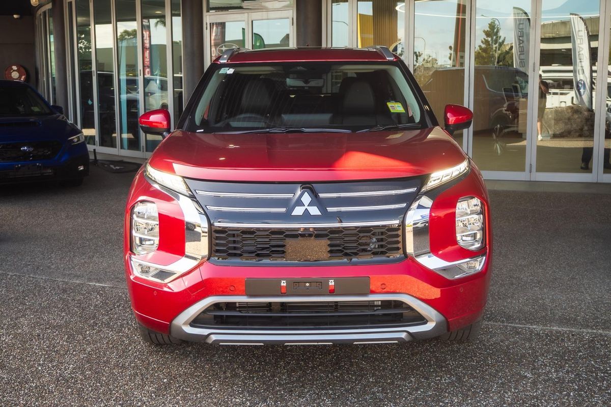 2026 Mitsubishi Outlander Exceed ZM