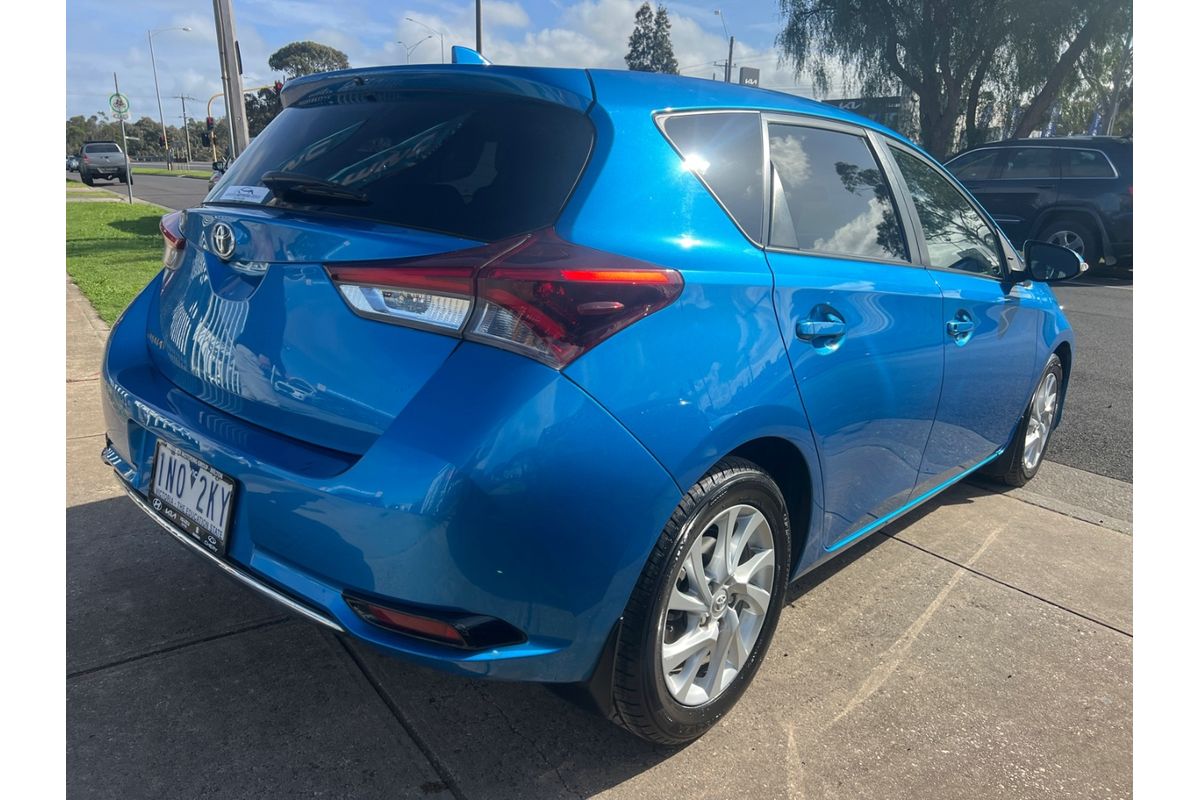 2018 Toyota Corolla Ascent Sport ZRE182R image 7