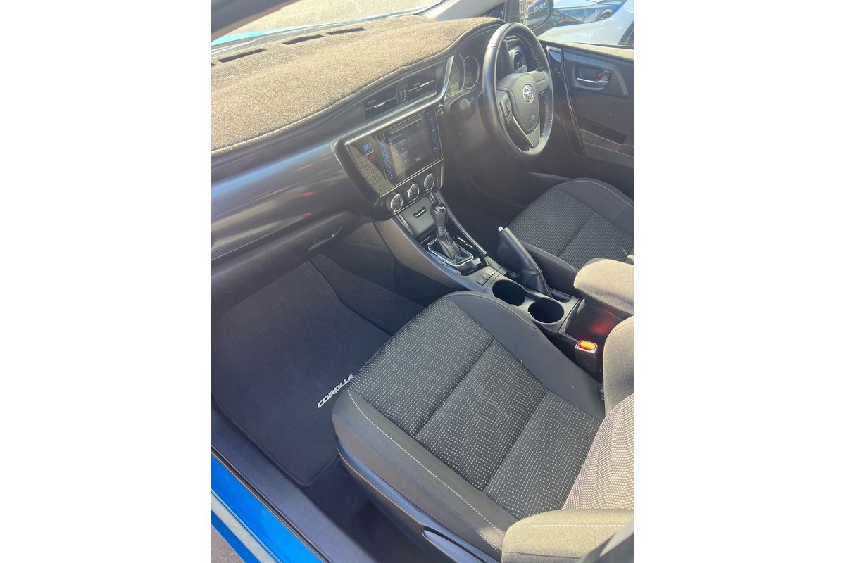 2018 Toyota Corolla Ascent Sport ZRE182R image 10