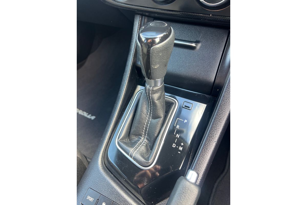 2018 Toyota Corolla Ascent Sport ZRE182R image 17