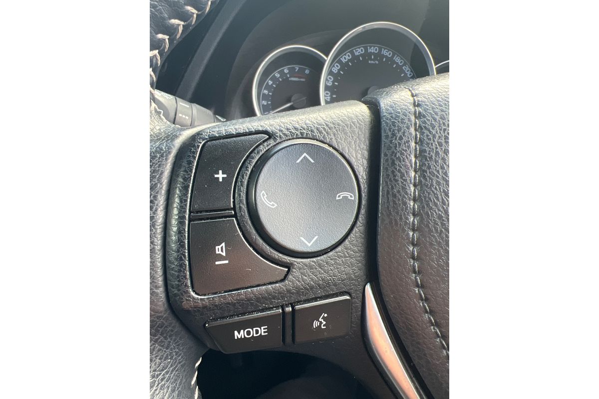 2018 Toyota Corolla Ascent Sport ZRE182R image 18