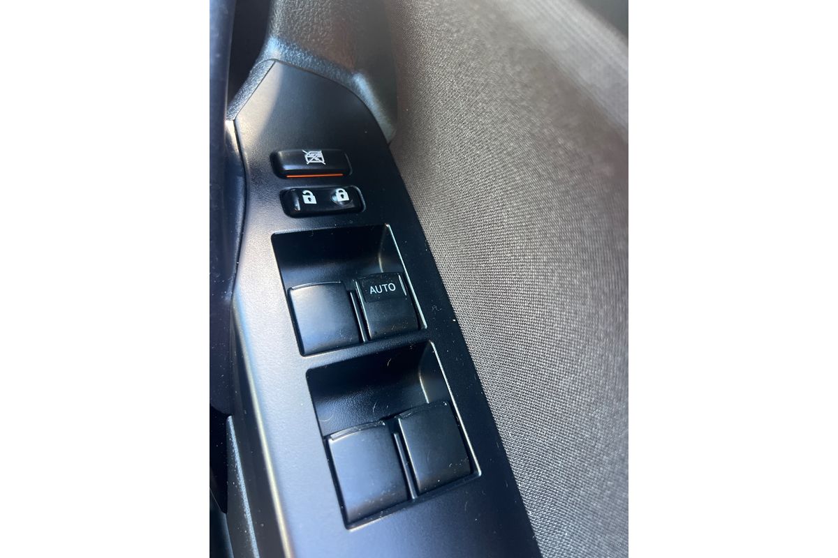 2018 Toyota Corolla Ascent Sport ZRE182R image 20