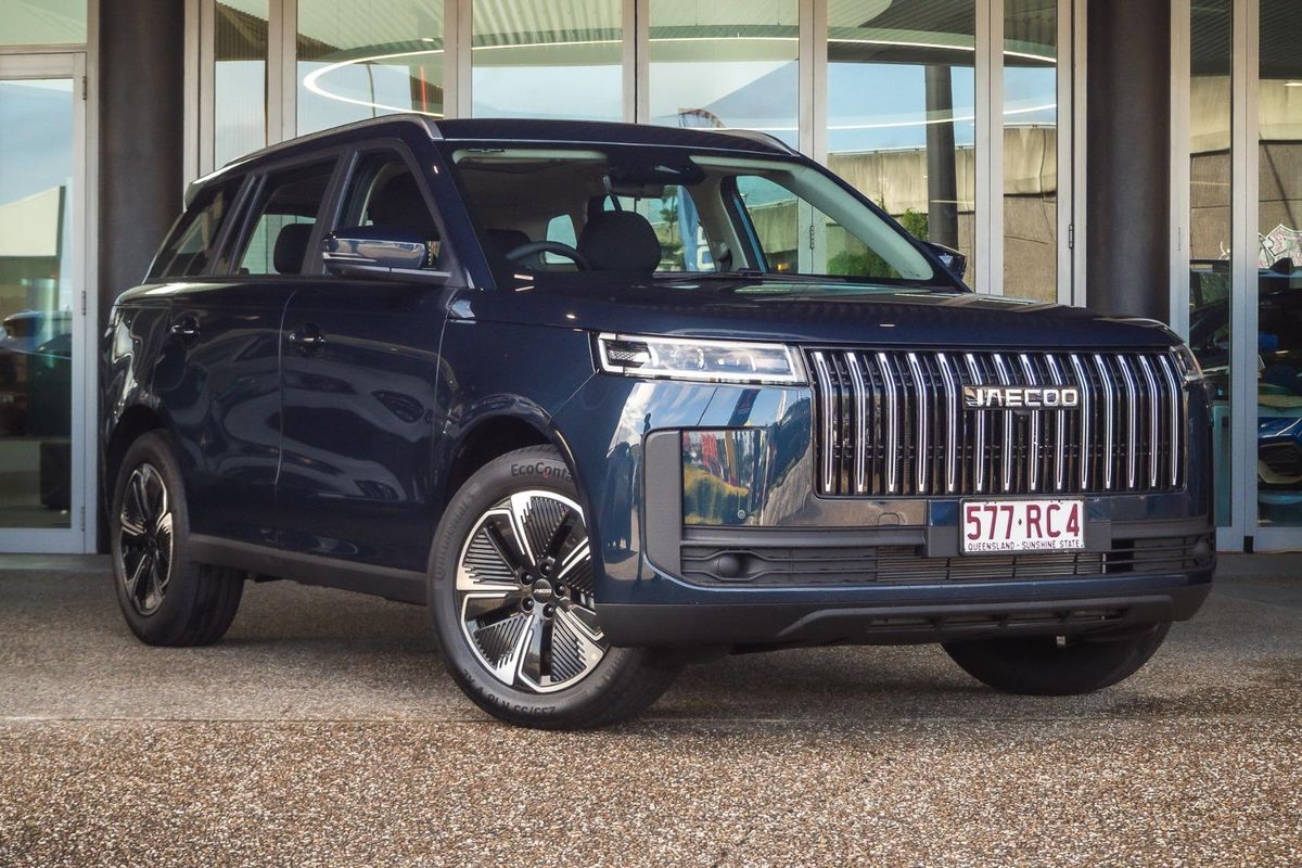 2026 OMODA JAECOO J5 Hybrid Summit