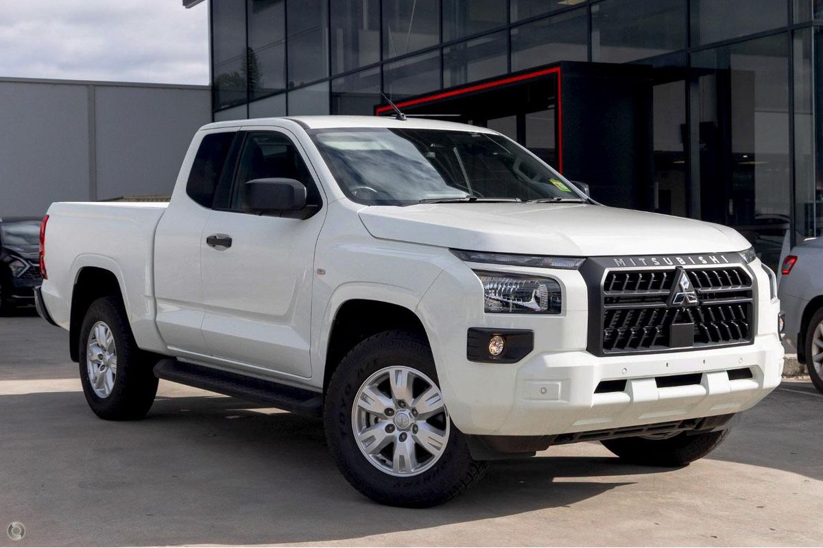 2026 Mitsubishi Triton GLX+ MV 4X4