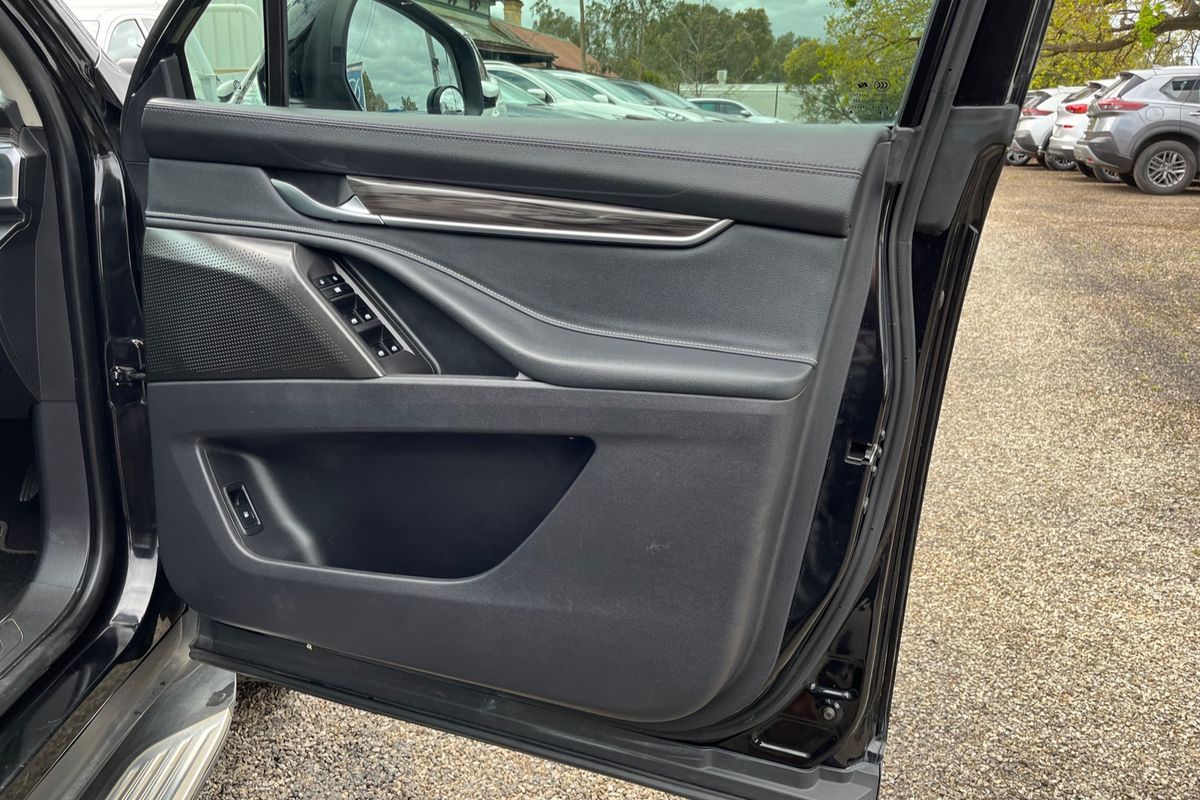 2021 LDV D90 Executive SV9A