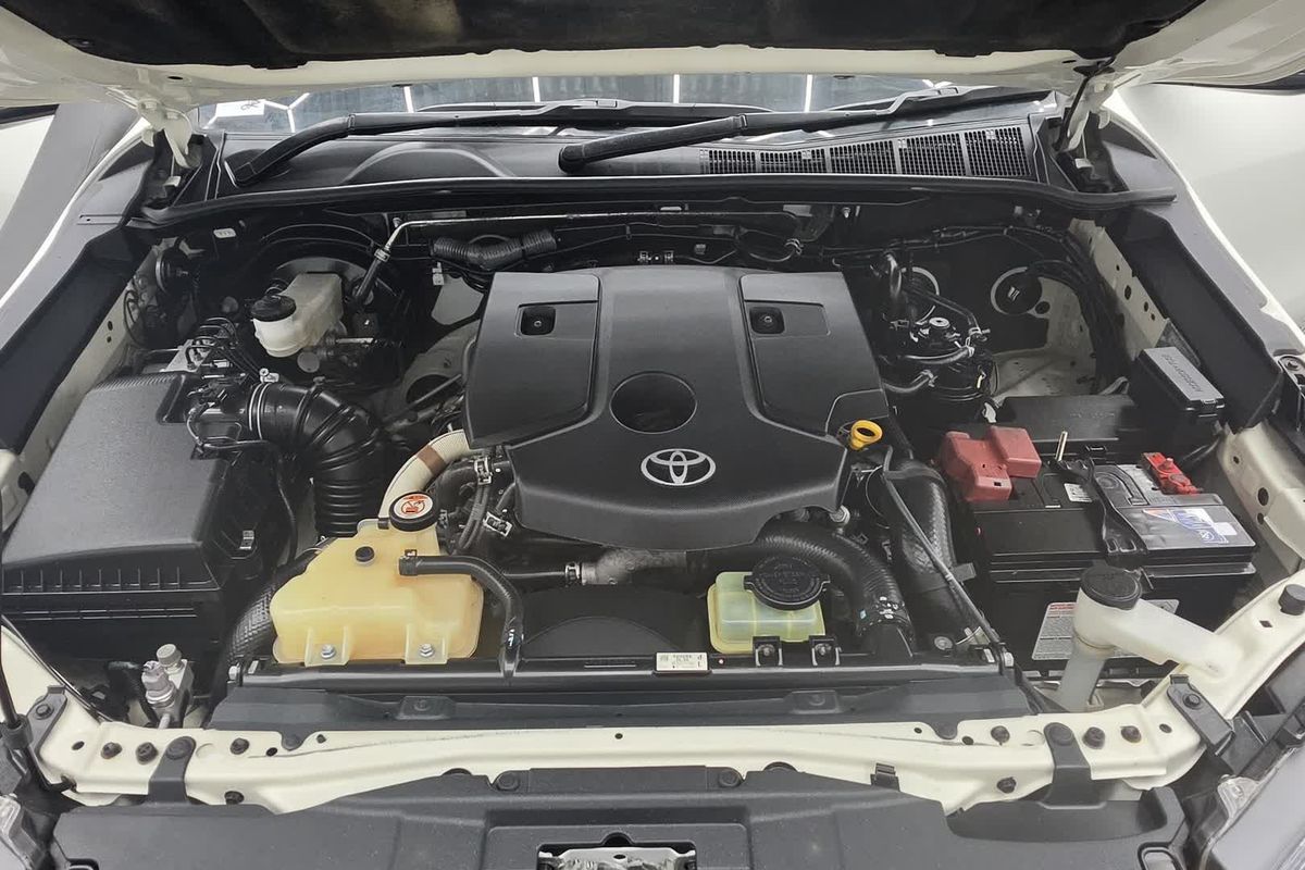 2022 Toyota Hilux SR GUN126R 4X4 image 20