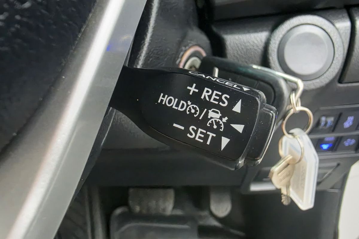 2022 Toyota Hilux SR GUN126R 4X4 image 40