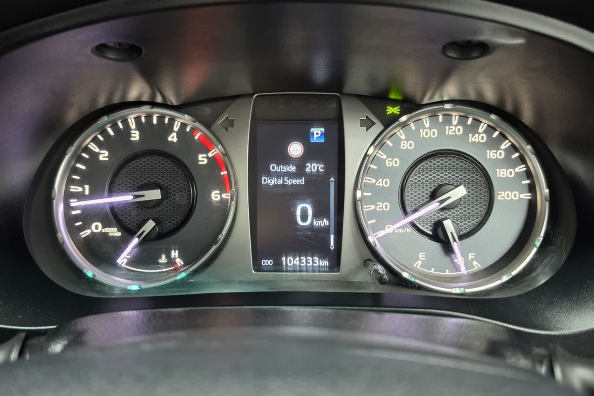 2022 Toyota Hilux SR GUN126R 4X4 image 44
