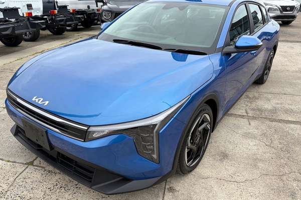 2024 Kia K4 Sport+ CL4m