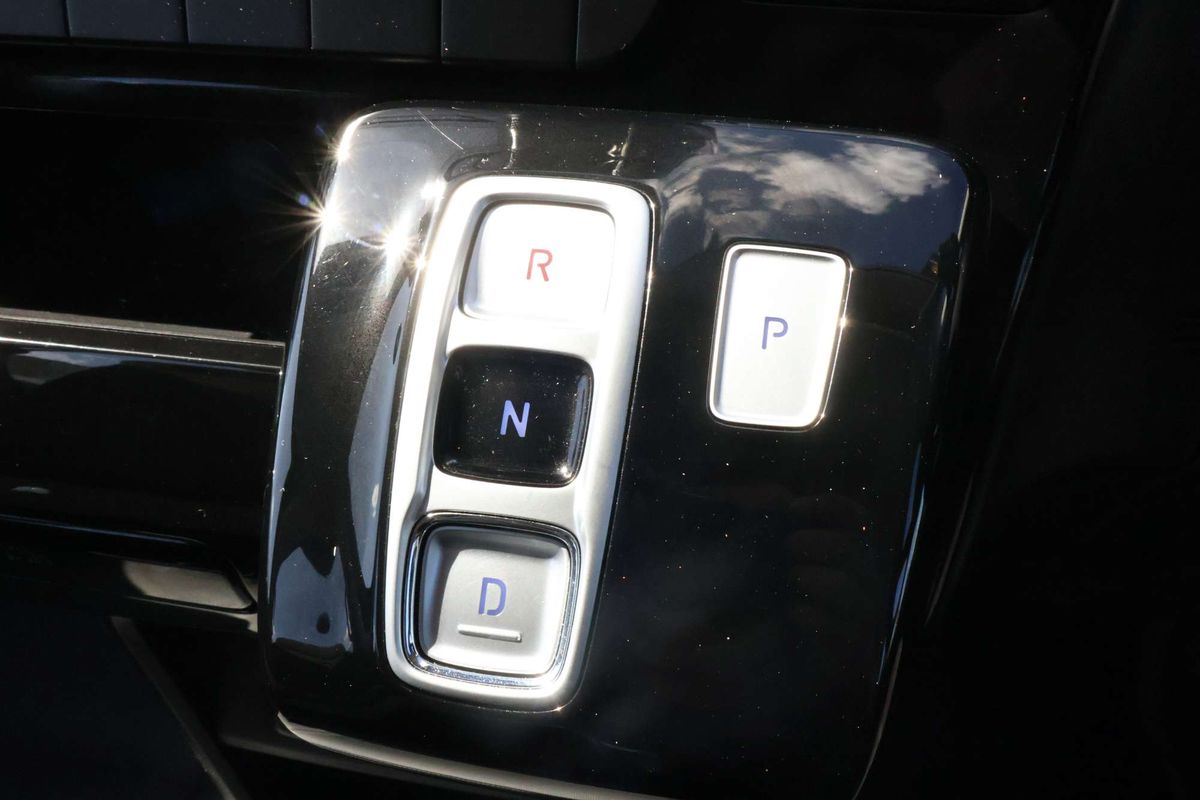 2024 Hyundai STARIA US4.V3