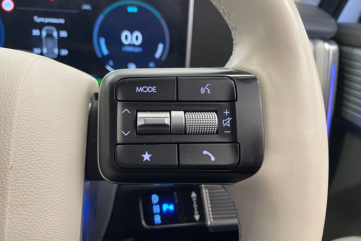 2024 Hyundai Santa Fe Hybrid Elite MX5.V1