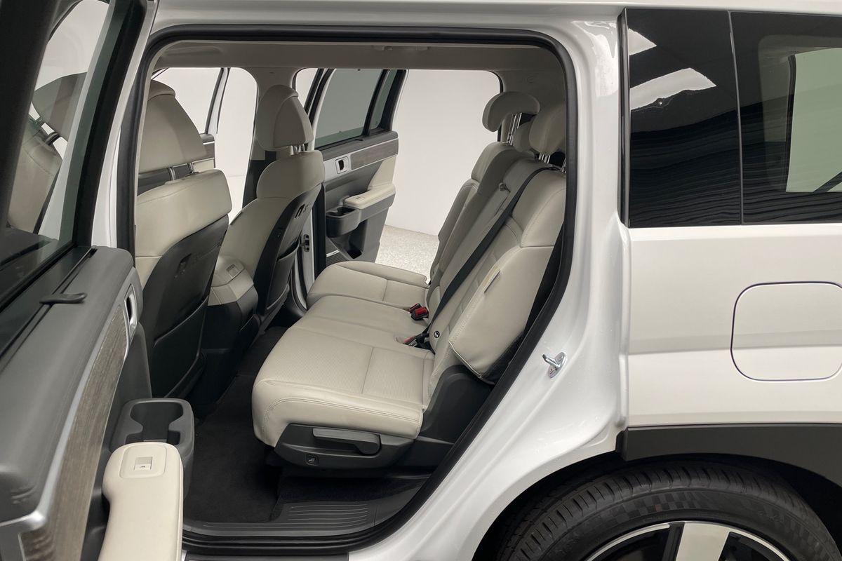 2024 Hyundai Santa Fe Hybrid Elite MX5.V1