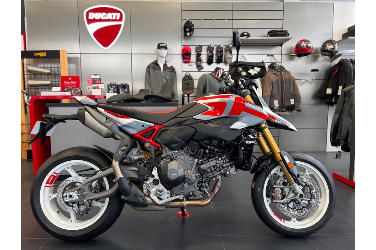 2026 Ducati HYPERMOTARD V2 SP