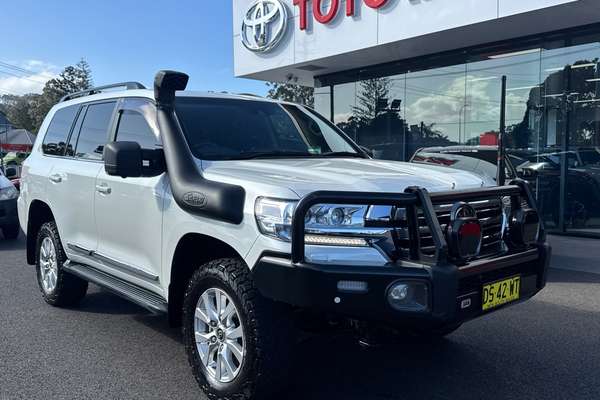 2021 Toyota Landcruiser Sahara VDJ200R
