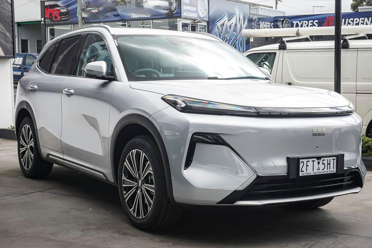 2026 Geely Starray EM-i Inspire Extended Range P145