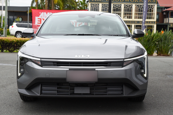 2026 Kia K4 S CL4m thumb-2