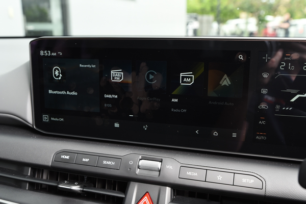 2026 Kia K4 S CL4m thumb-9