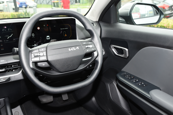 2026 Kia K4 S CL4m thumb-14