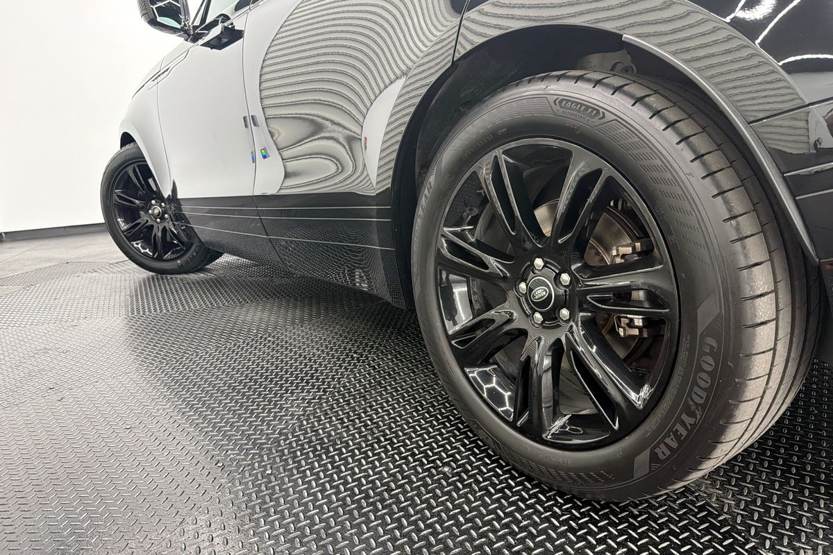 2022 Land Rover Range Rover Velar D300 Edition L560