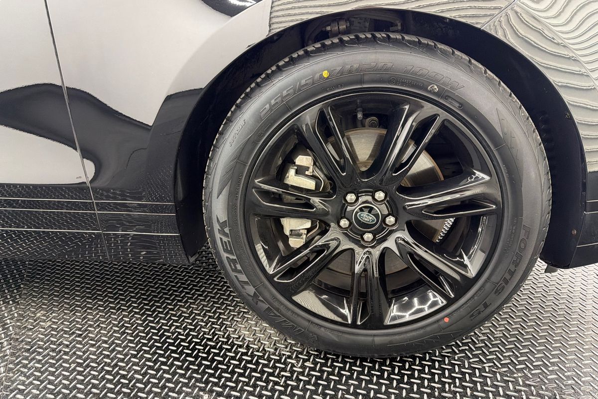 2022 Land Rover Range Rover Velar D300 Edition L560