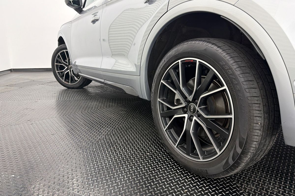 2021 Audi Q5 45 TFSI S line FY