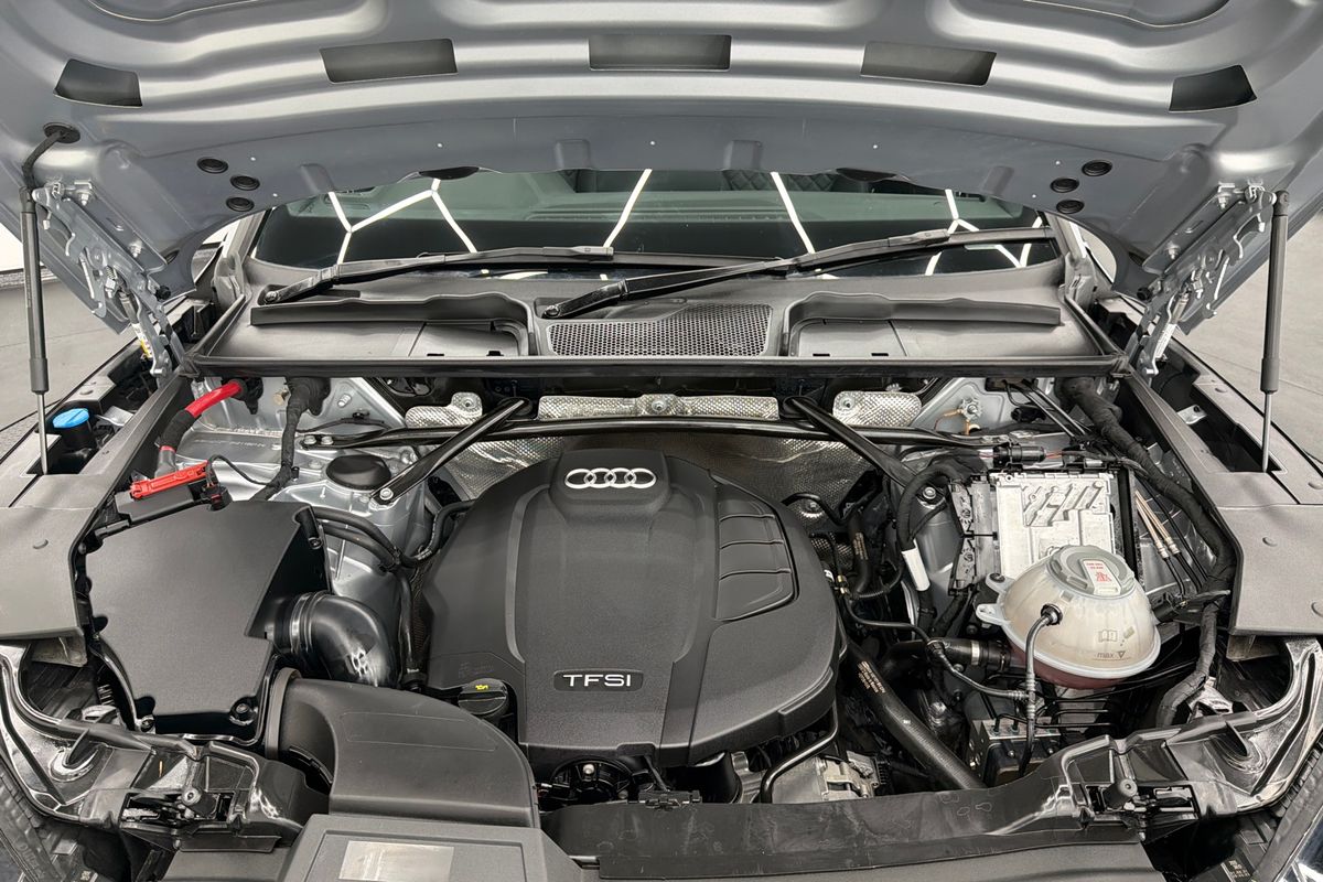 2021 Audi Q5 45 TFSI S line FY
